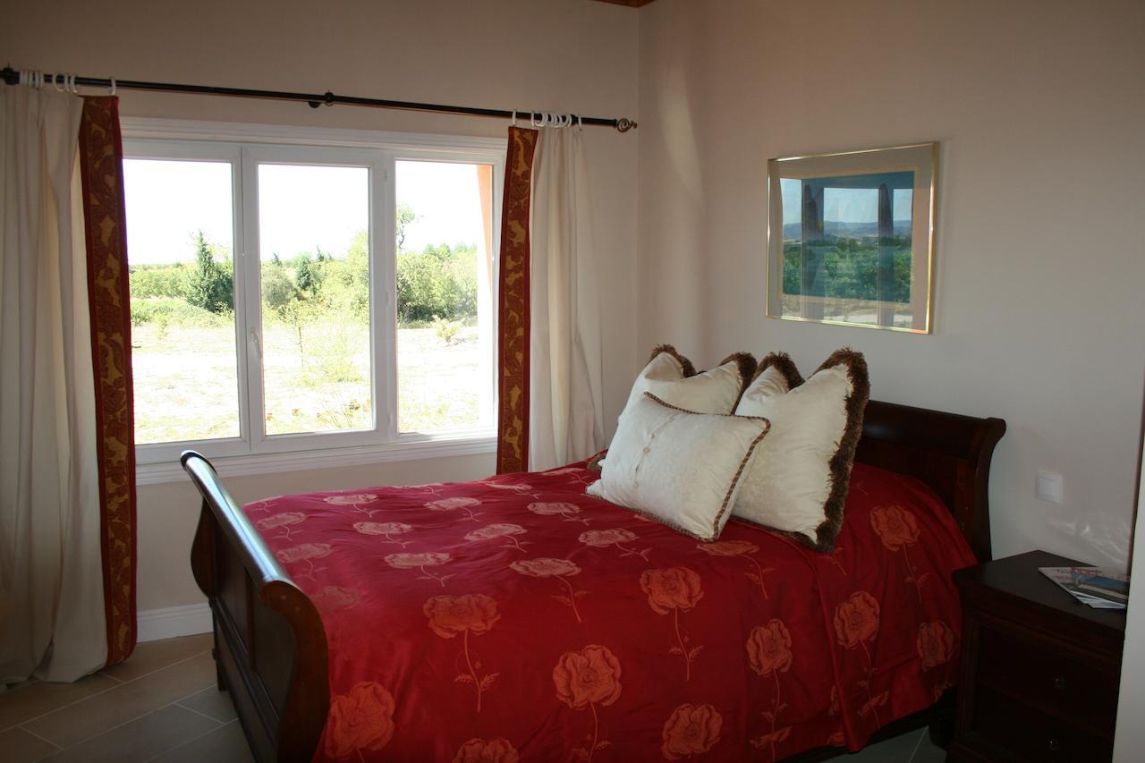 O'Vineyards B&B Carcassonne Villemoustaussou Номер фото